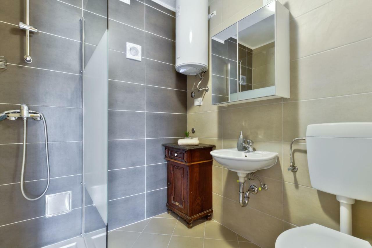 Apartmani Anna Umag Ngoại thất bức ảnh